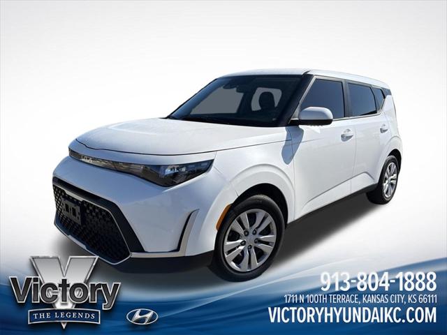 2023 Kia Soul LX for sale in Kansas City, KS