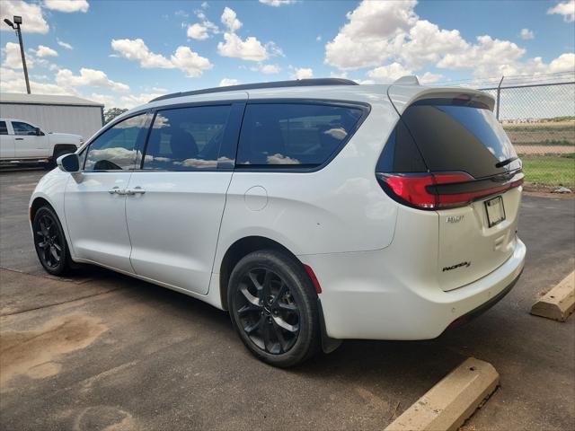 2021 Chrysler Pacifica Touring AWD