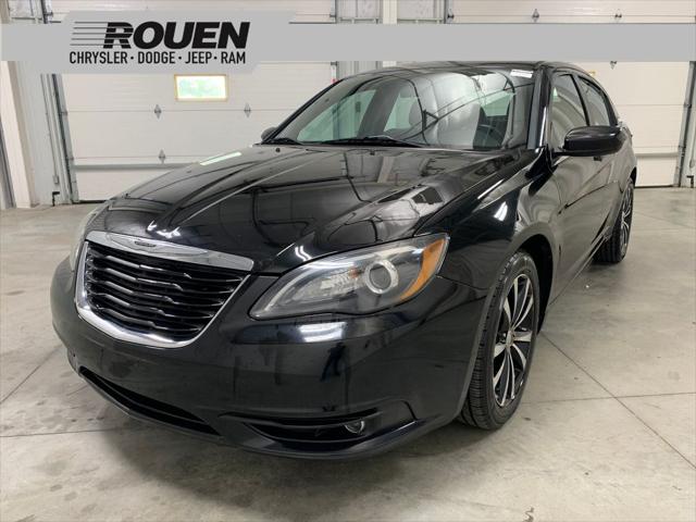 2014 Chrysler 200 Touring for sale in Woodville, OH