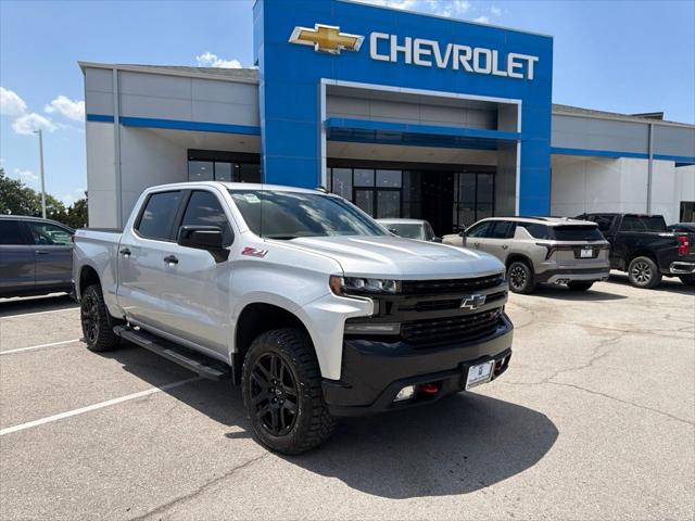 2022 Chevrolet Silverado 1500 4WD Crew Cab Short Bed LT Trail Boss for sale in Olathe, KS