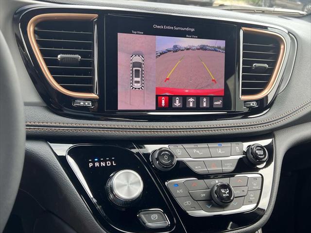 2027 Chrysler Pacifica Pinnacle