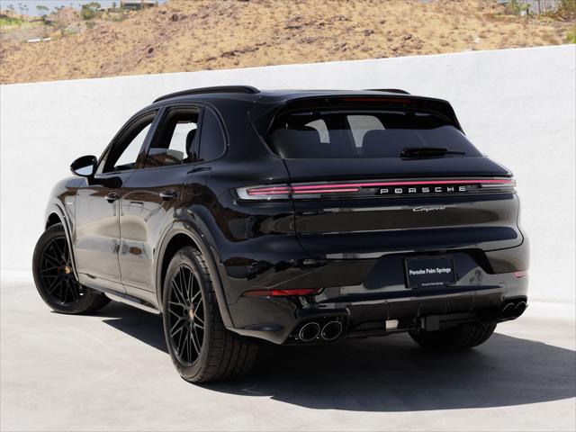 2026 Porsche Cayenne E-Hybrid Unknown