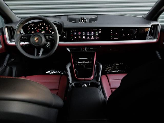 2026 Porsche Cayenne E-Hybrid Unknown