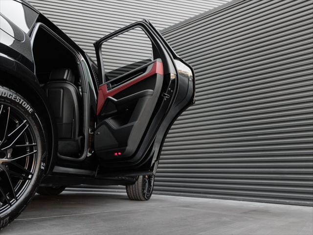 2026 Porsche Cayenne E-Hybrid Unknown