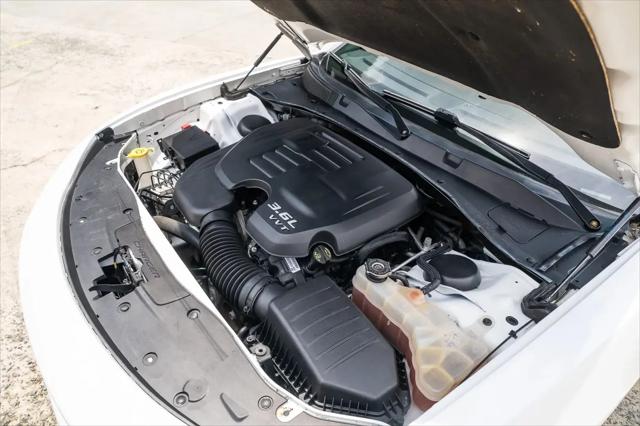 2021 Dodge Charger SXT RWD