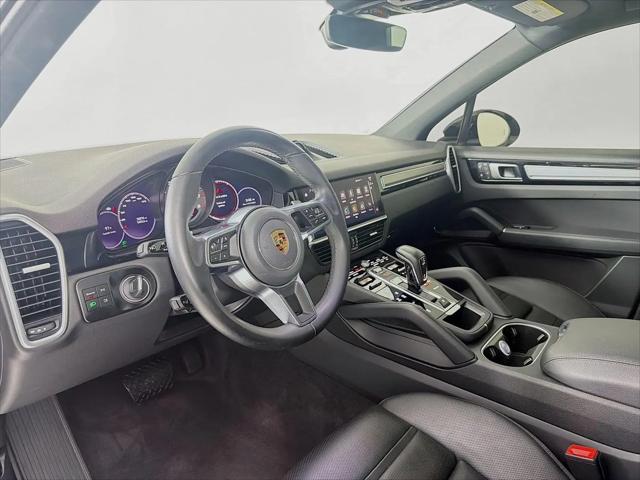 2023 Porsche Cayenne Platinum Edition