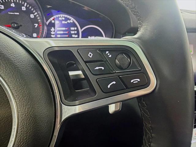 2023 Porsche Cayenne Platinum Edition