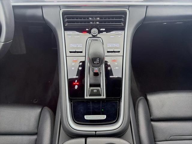 2023 Porsche Panamera Platinum Edition