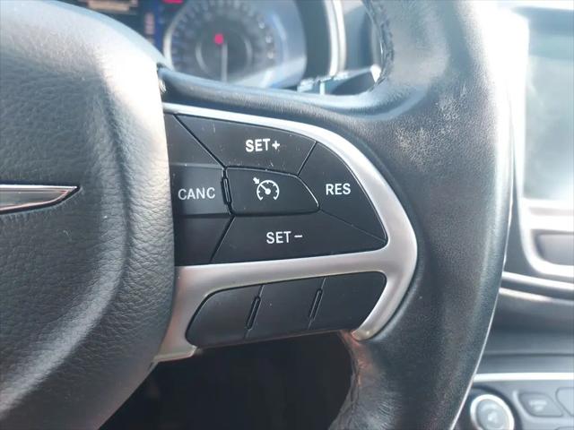 2016 Chrysler 200 Limited Platinum