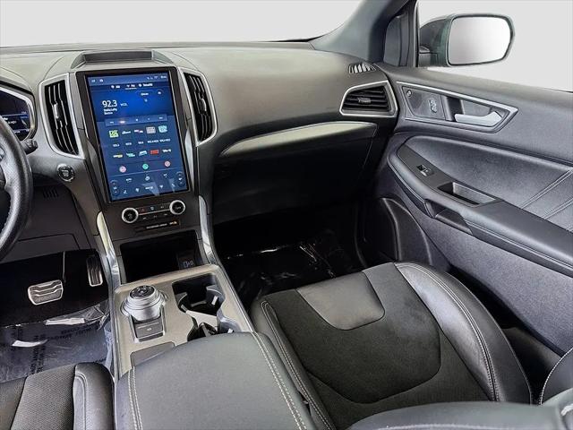 2021 Ford Edge ST