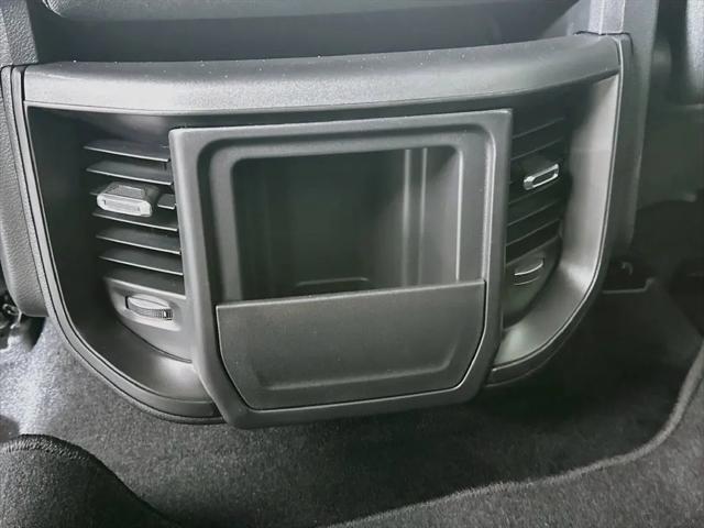 2026 Ram 1500 Express Crew Cab 4x4 57 Box