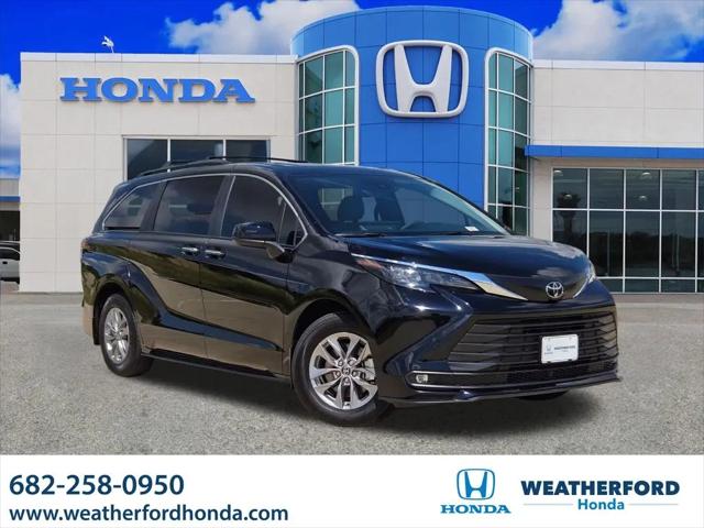 2026 Toyota Sienna XLE for sale in Weatherford, TX