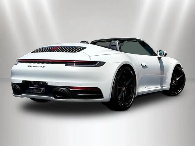 2023 Porsche 911 Carrera 4S Cabriolet