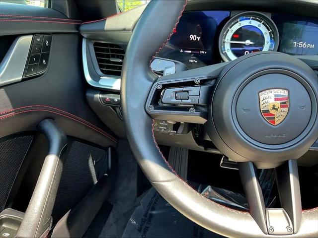 2023 Porsche 911 Carrera 4S Cabriolet