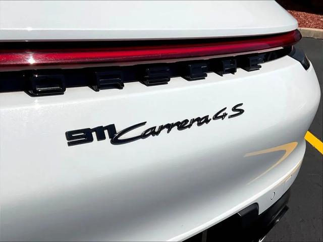 2023 Porsche 911 Carrera 4S Cabriolet