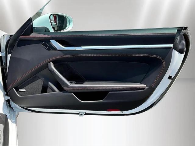 2023 Porsche 911 Carrera 4S Cabriolet