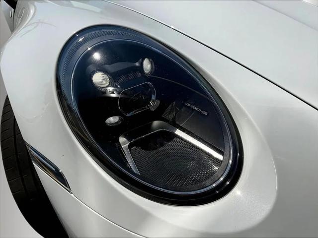 2023 Porsche 911 Carrera 4S Cabriolet