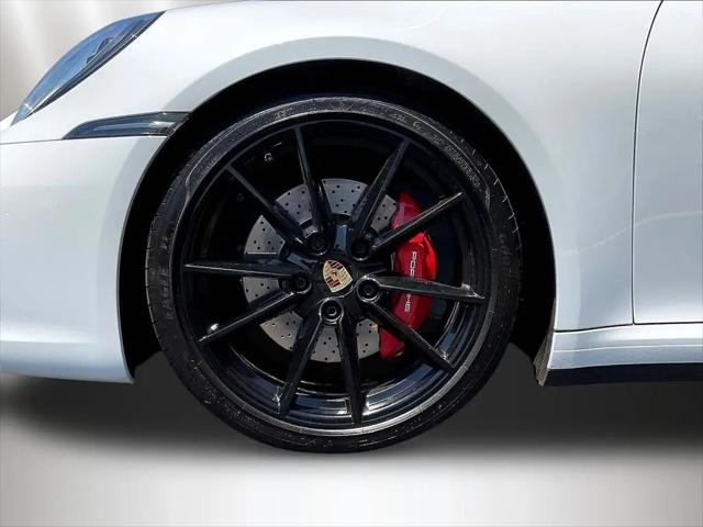 2023 Porsche 911 Carrera 4S Cabriolet