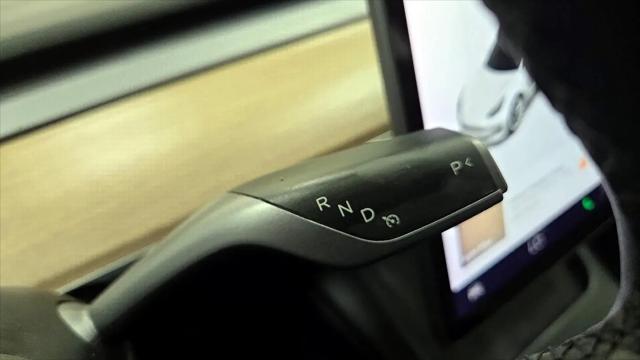 2021 Tesla Model 3 Standard Range Plus Rear-Wheel Drive