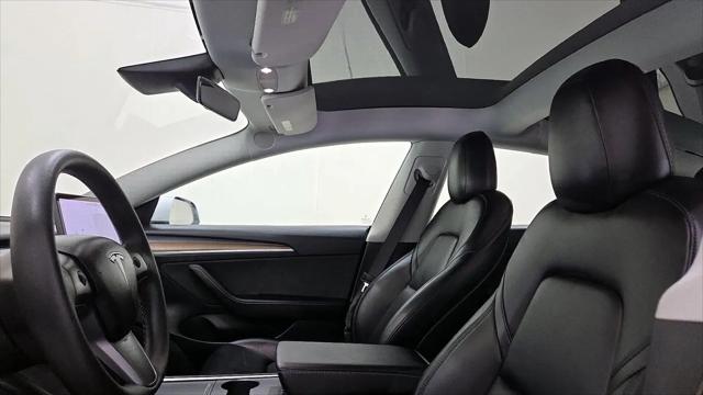 2021 Tesla Model 3 Standard Range Plus Rear-Wheel Drive