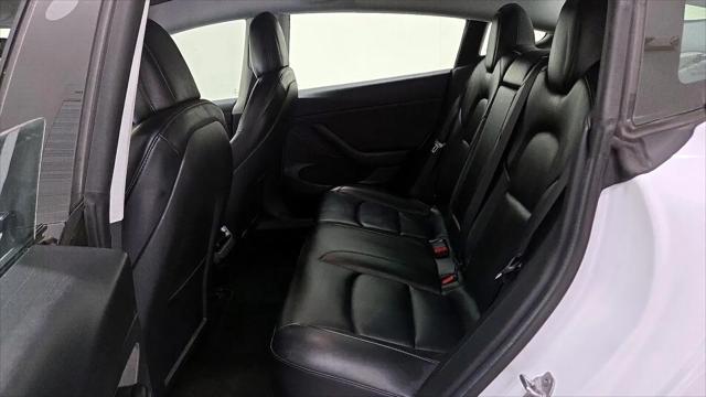 2021 Tesla Model 3 Standard Range Plus Rear-Wheel Drive