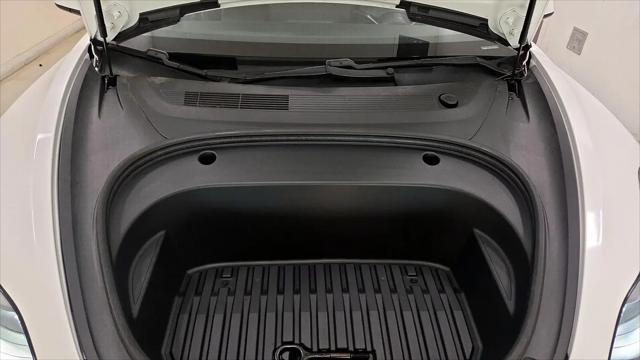 2021 Tesla Model 3 Standard Range Plus Rear-Wheel Drive
