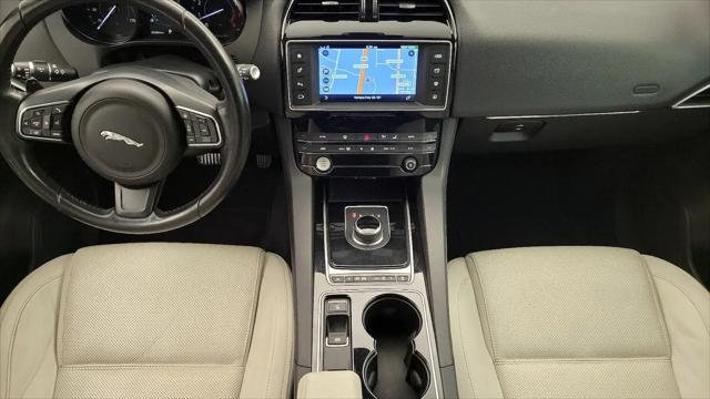 2017 Jaguar F-PACE 35t Prestige