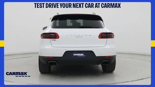 2017 Porsche Macan Macan