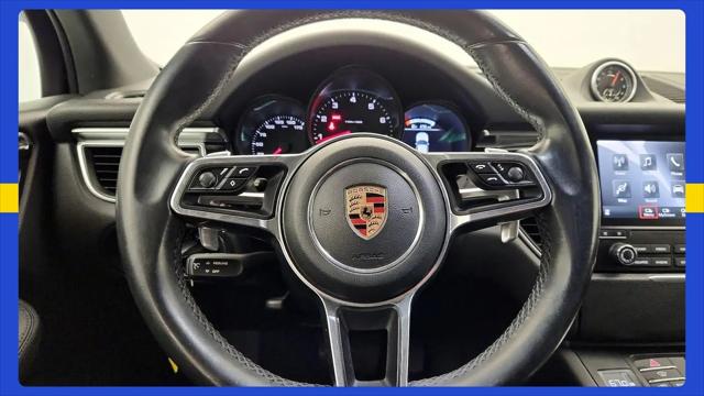 2017 Porsche Macan Macan