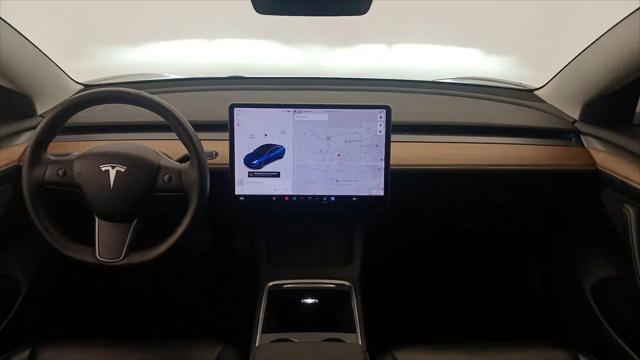 2021 Tesla Model 3 Standard Range Plus Rear-Wheel Drive
