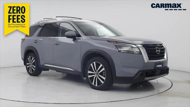 2023 Nissan Pathfinder Platinum 4WD for sale in Bloomington, IL