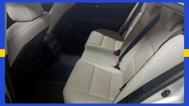 2015 Lexus ES 300h Hybrid