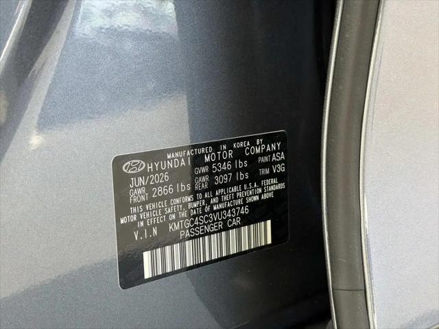 2027 Genesis G80 2.5T Sport Prestige