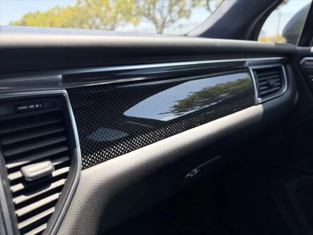 2018 Porsche Macan Turbo