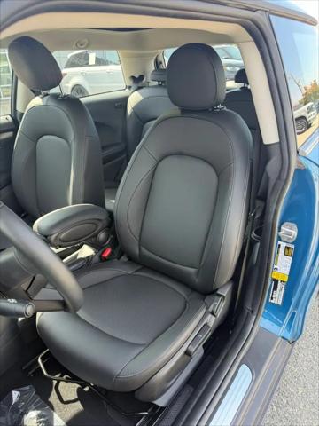 2023 MINI Hardtop Cooper