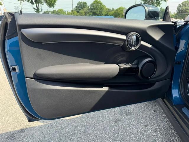 2023 MINI Hardtop Cooper