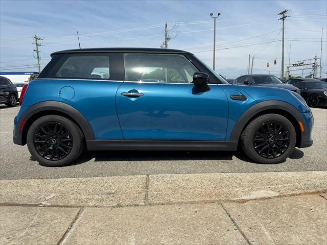 2023 MINI Hardtop Cooper