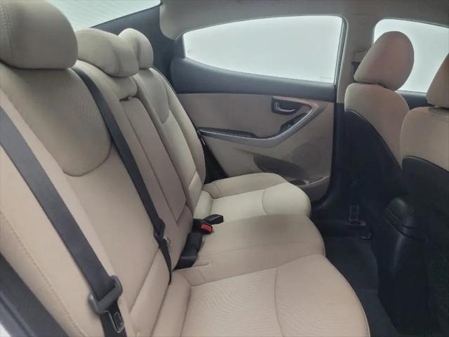 2014 Hyundai Elantra SE