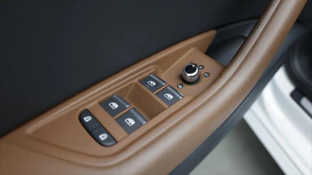2023 Audi A4 Premium 45 TFSI S line quattro S tronic