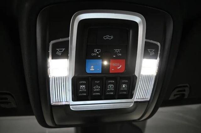 2025 Ram 1500 Limited Crew Cab 4x4 57 Box