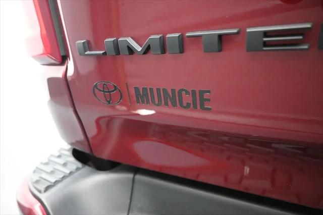 2025 Ram 1500 Limited Crew Cab 4x4 57 Box
