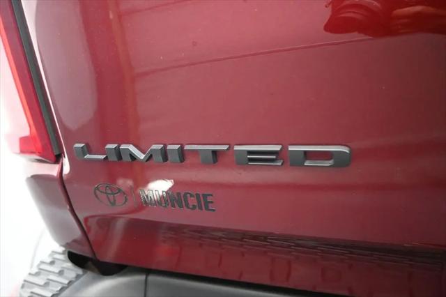 2025 Ram 1500 Limited Crew Cab 4x4 57 Box