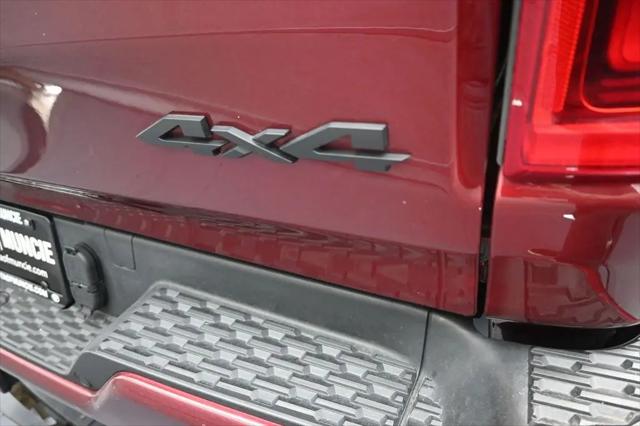 2025 Ram 1500 Limited Crew Cab 4x4 57 Box
