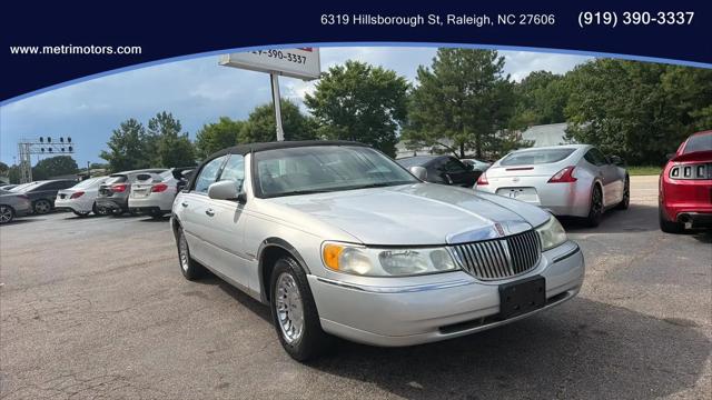 2001 Lincoln Town Car Cartier for sale in Raleigh, NC