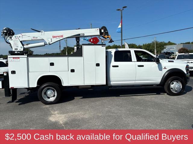 2026 RAM 5500 Chassis RAM 5500 TRADESMAN CHASSIS CREW CAB 4X4 84 CA