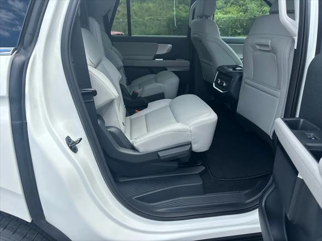 2027 Ford Expedition MAX Active