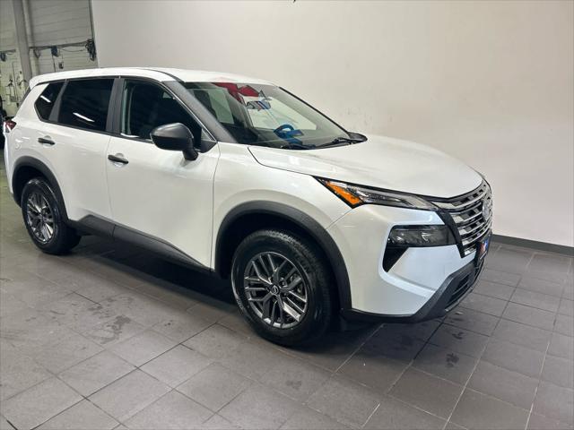 2024 Nissan Rogue S Intelligent AWD 2024 Nissan Rogue S Intelligent AWD