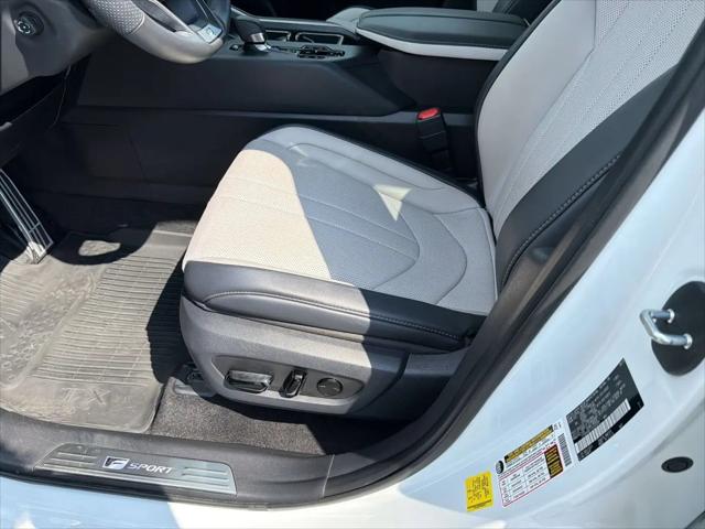 2025 Lexus TX 350 F SPORT Handling