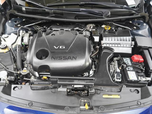 2023 Nissan Maxima SL
