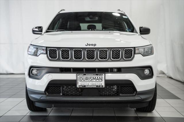 2023 Jeep Compass Latitude Lux FWD 2023 Jeep Compass Latitude Lux FWD